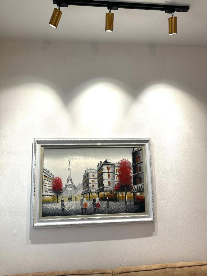Escape - 2 Apartment *