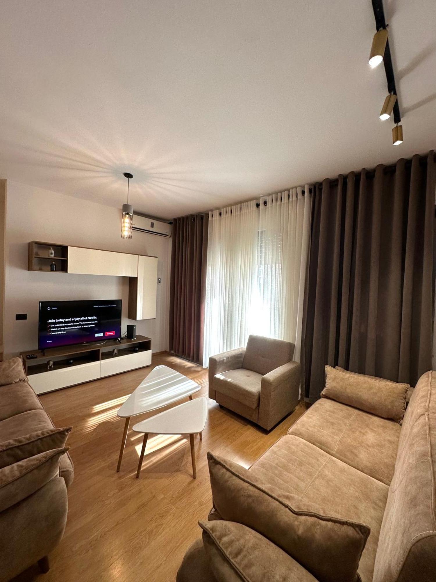 Escape - 2 Apartment *