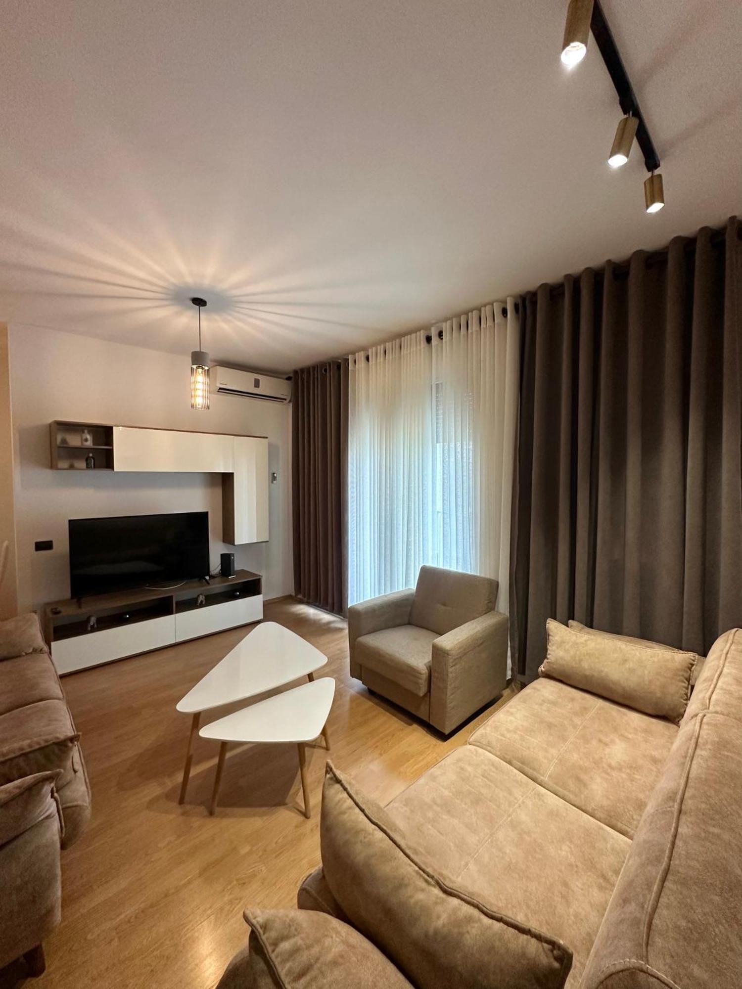 Apartamento Escape - 2 Tirana